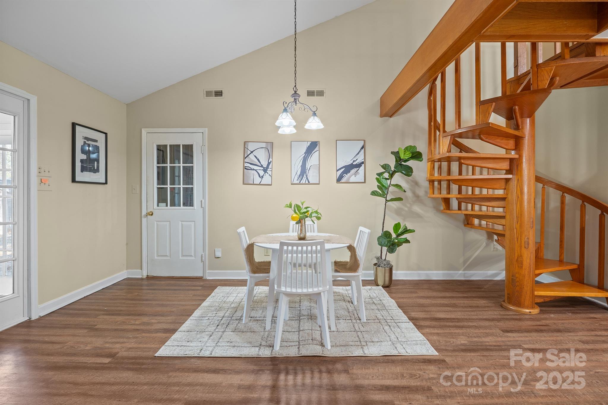 Wessex Square - Residential