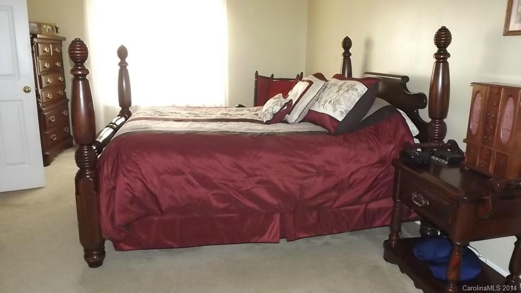 Colonial Village - Residential