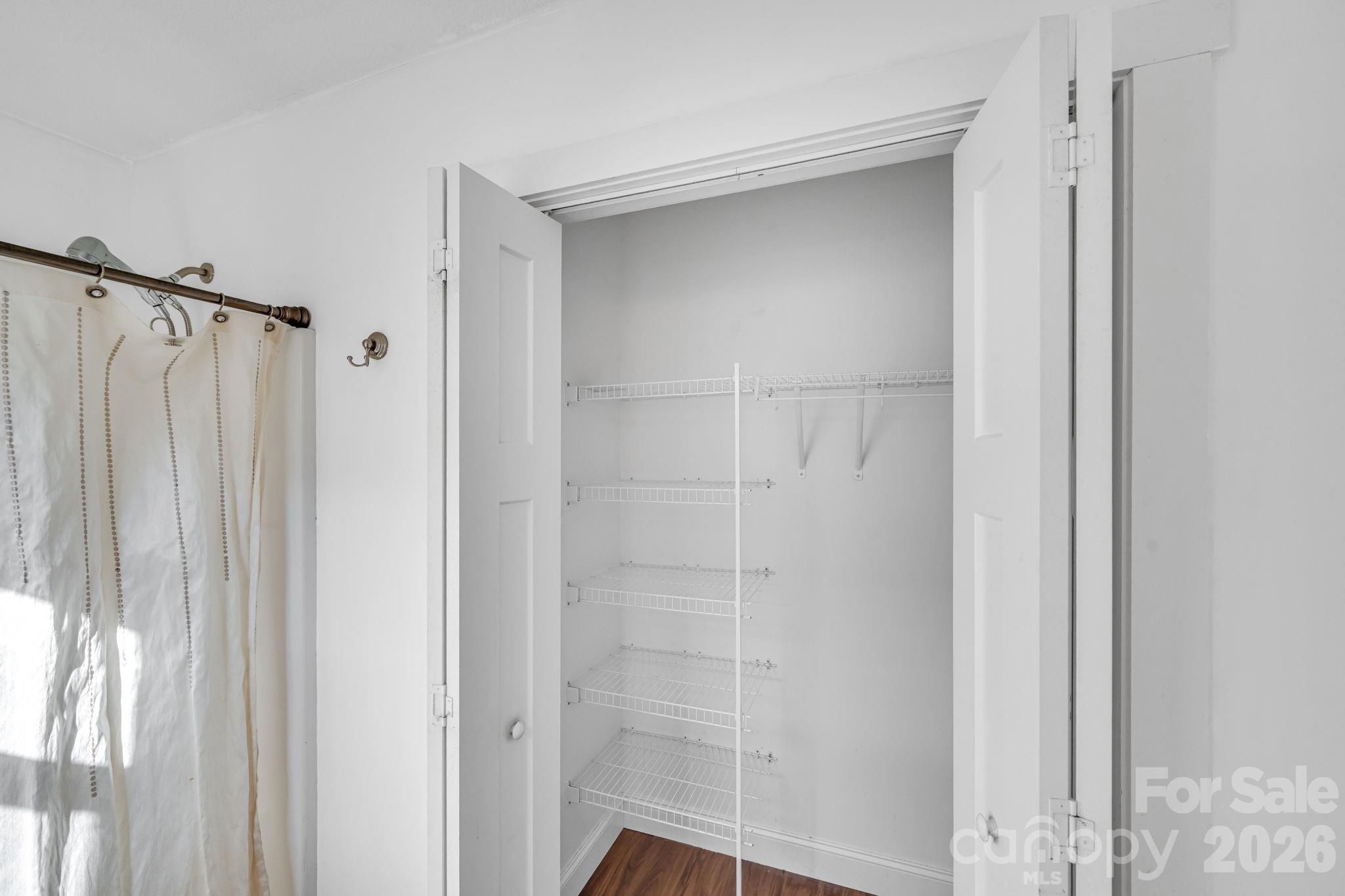 Mill Creek Townhomes - Residential