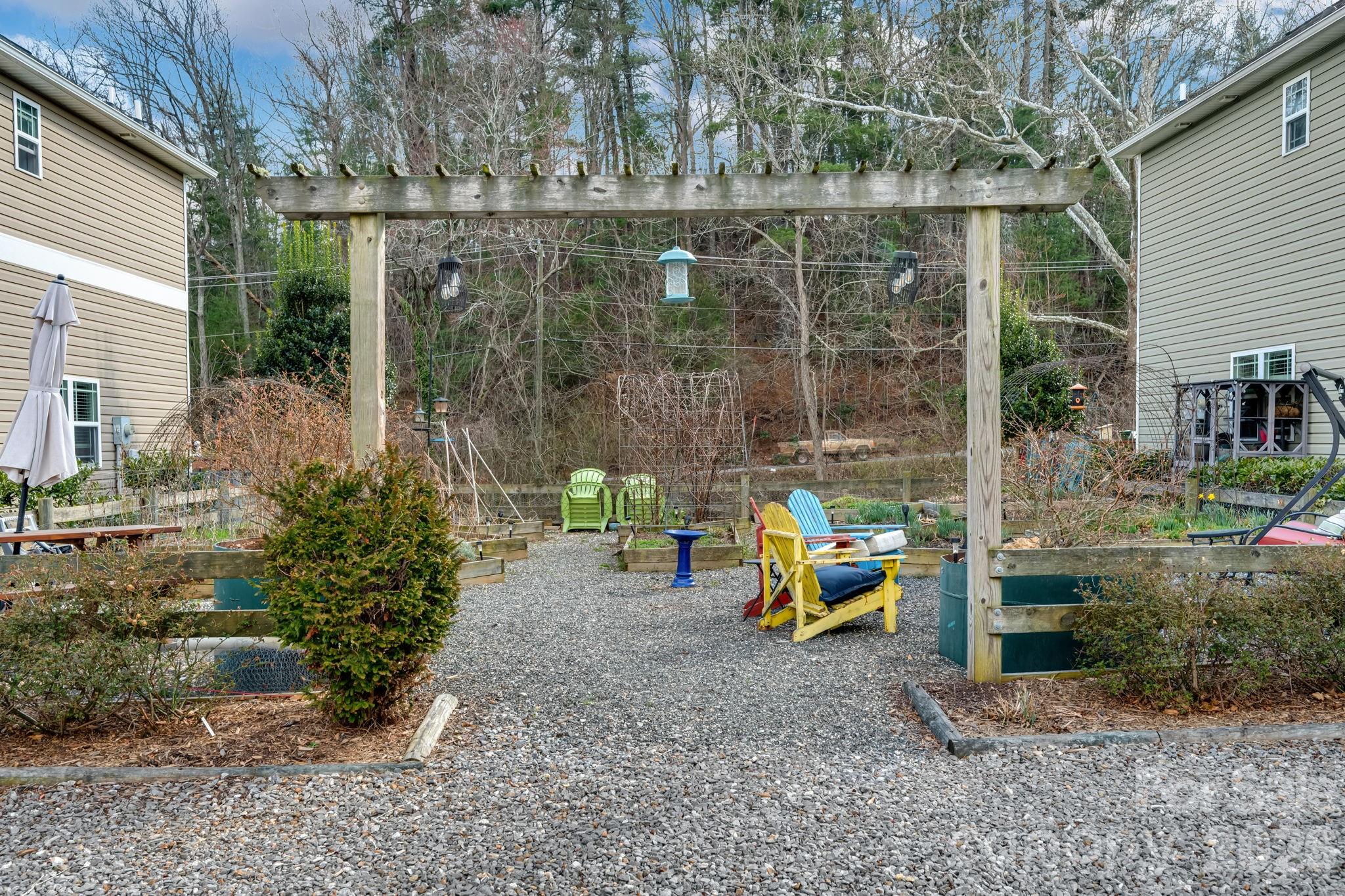 Mill Creek Townhomes - Residential