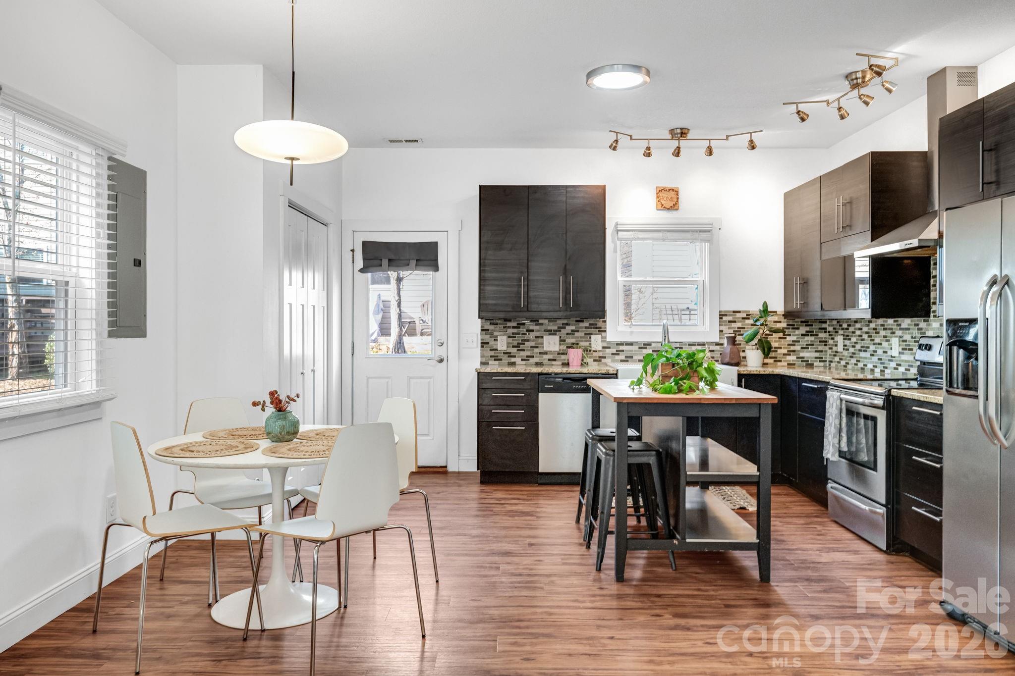 Mill Creek Townhomes - Residential