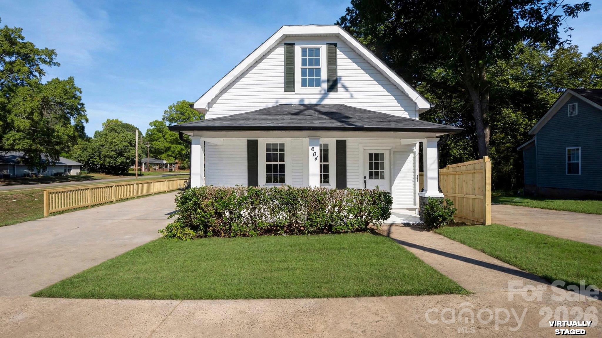 604 Oak Street