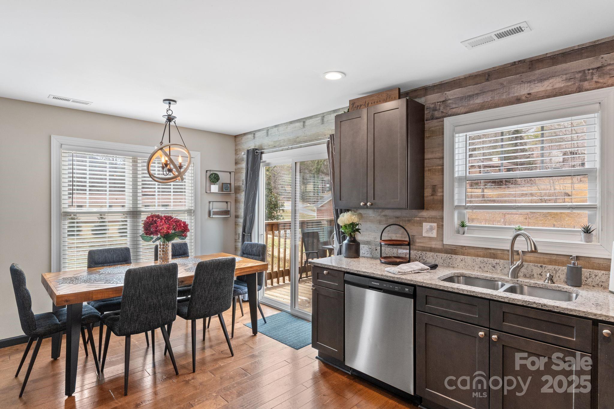 Sycamore Cove - Residential