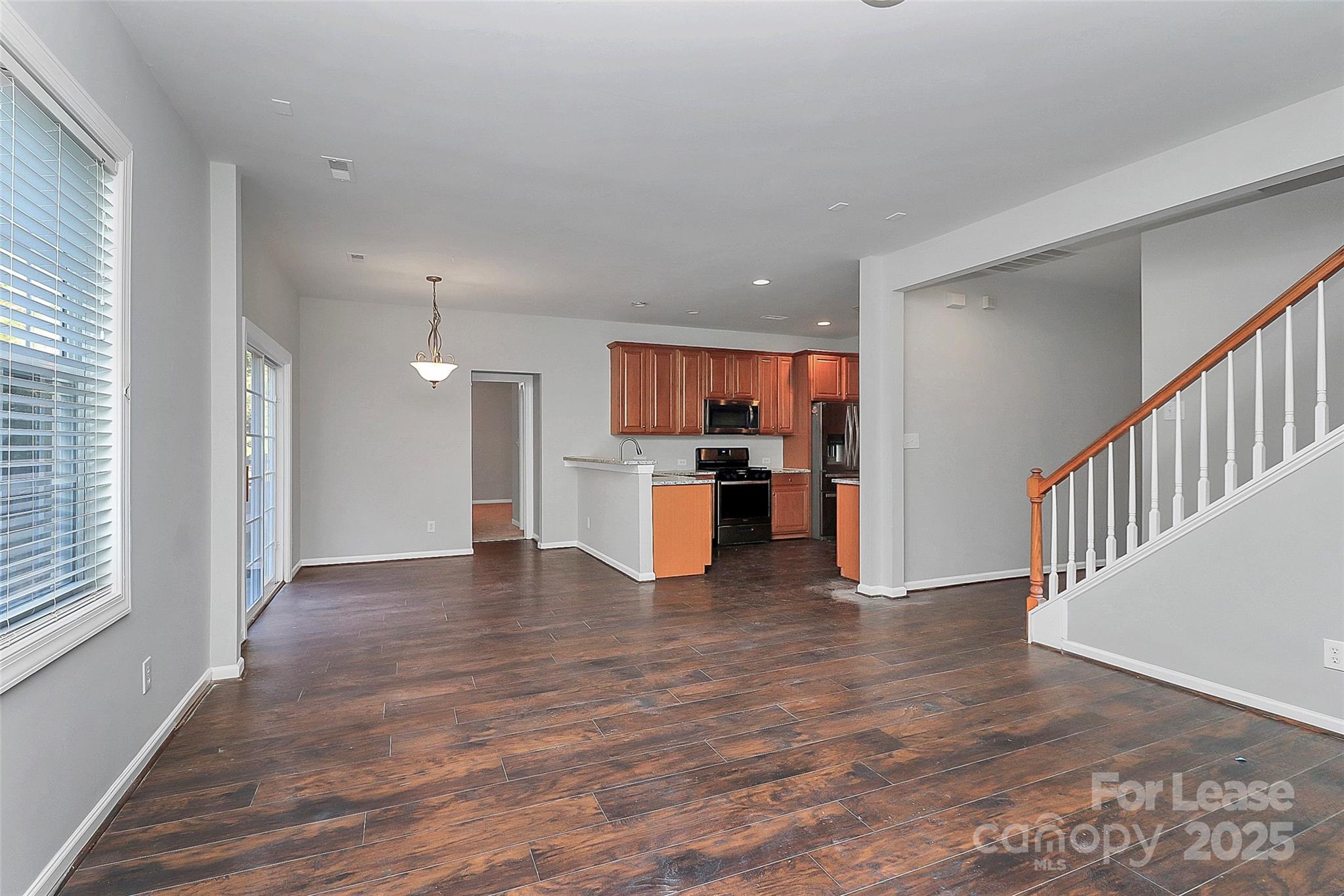 15917 Prescott Hill Avenue