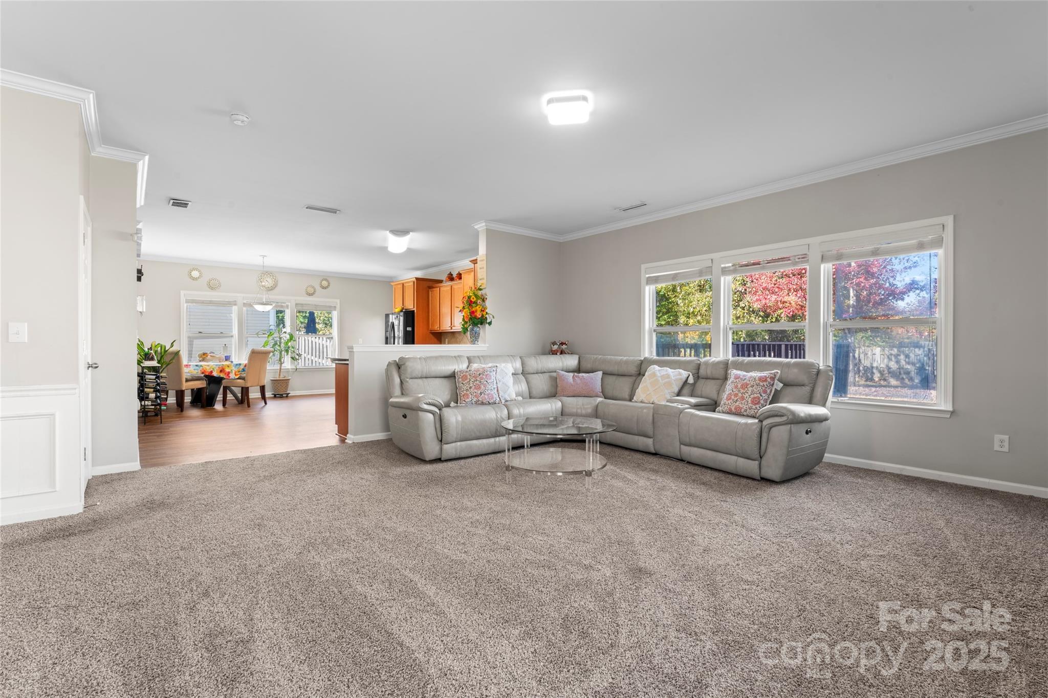 14422 Lake Crossing Drive