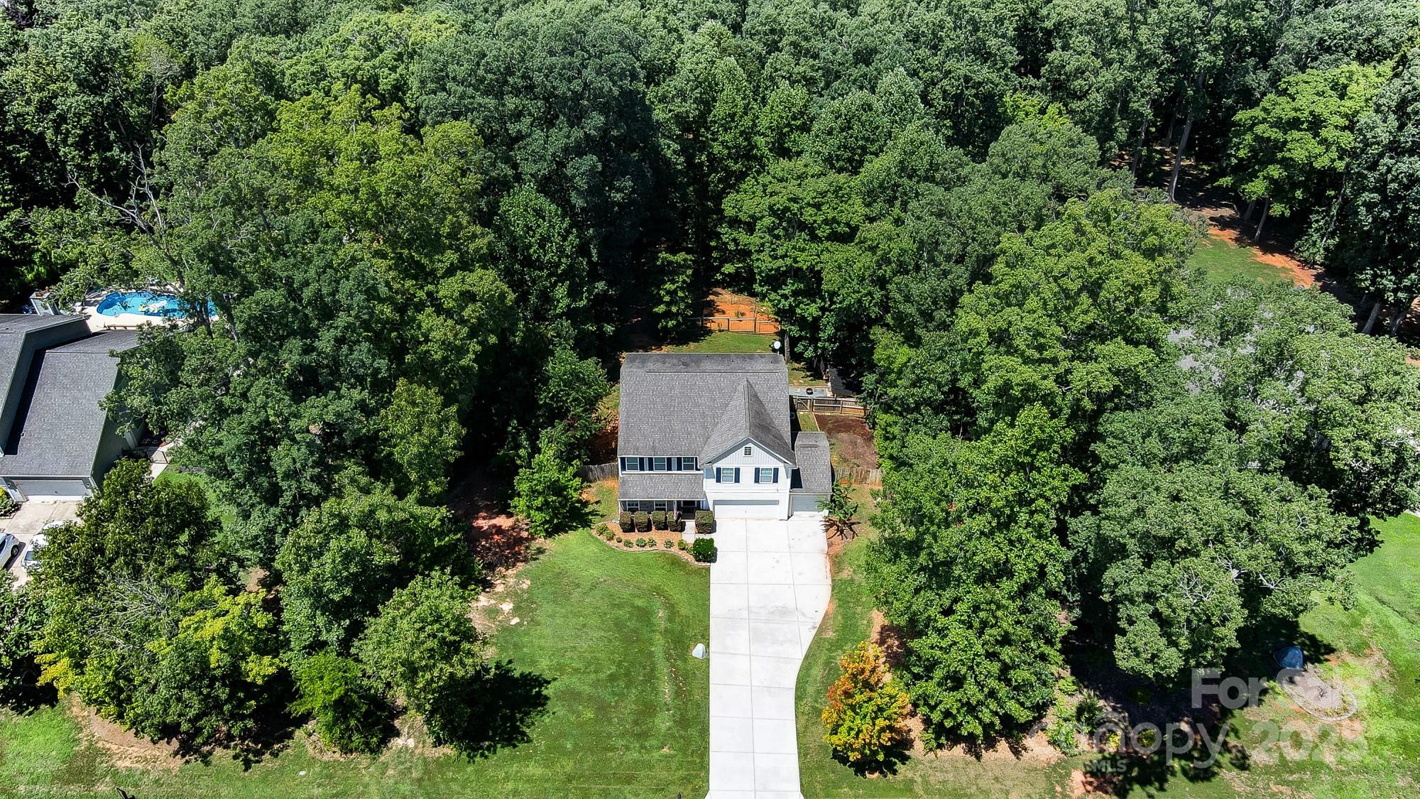 10815 Hadrians Walk Court