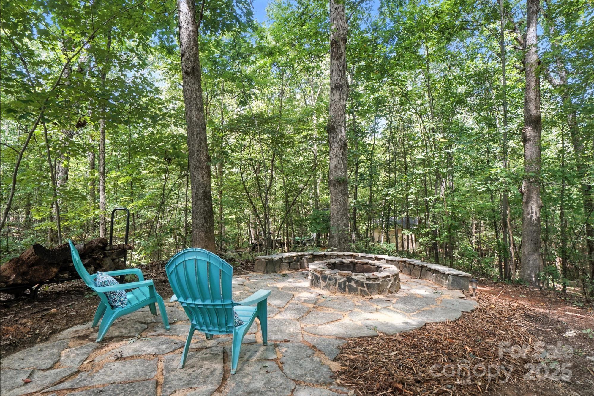 10815 Hadrians Walk Court