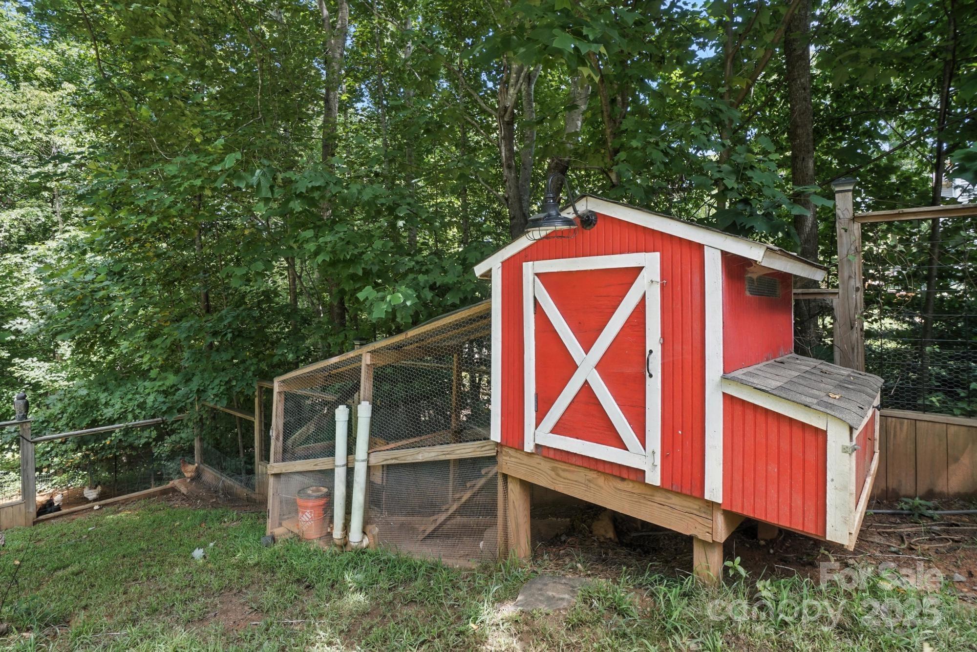 10815 Hadrians Walk Court