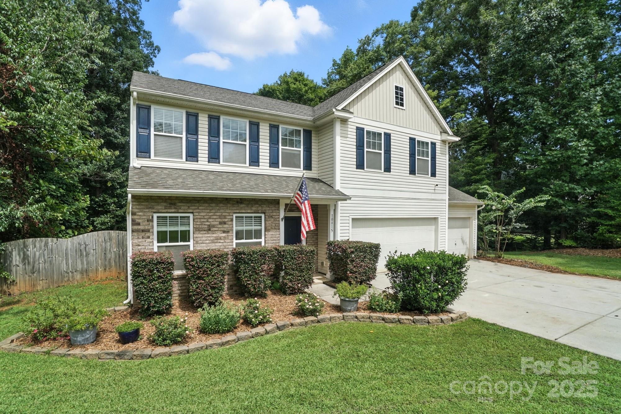 10815 Hadrians Walk Court