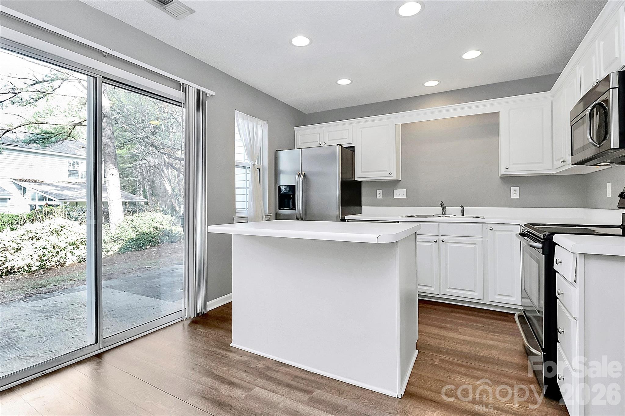 Holly Ridge - Residential