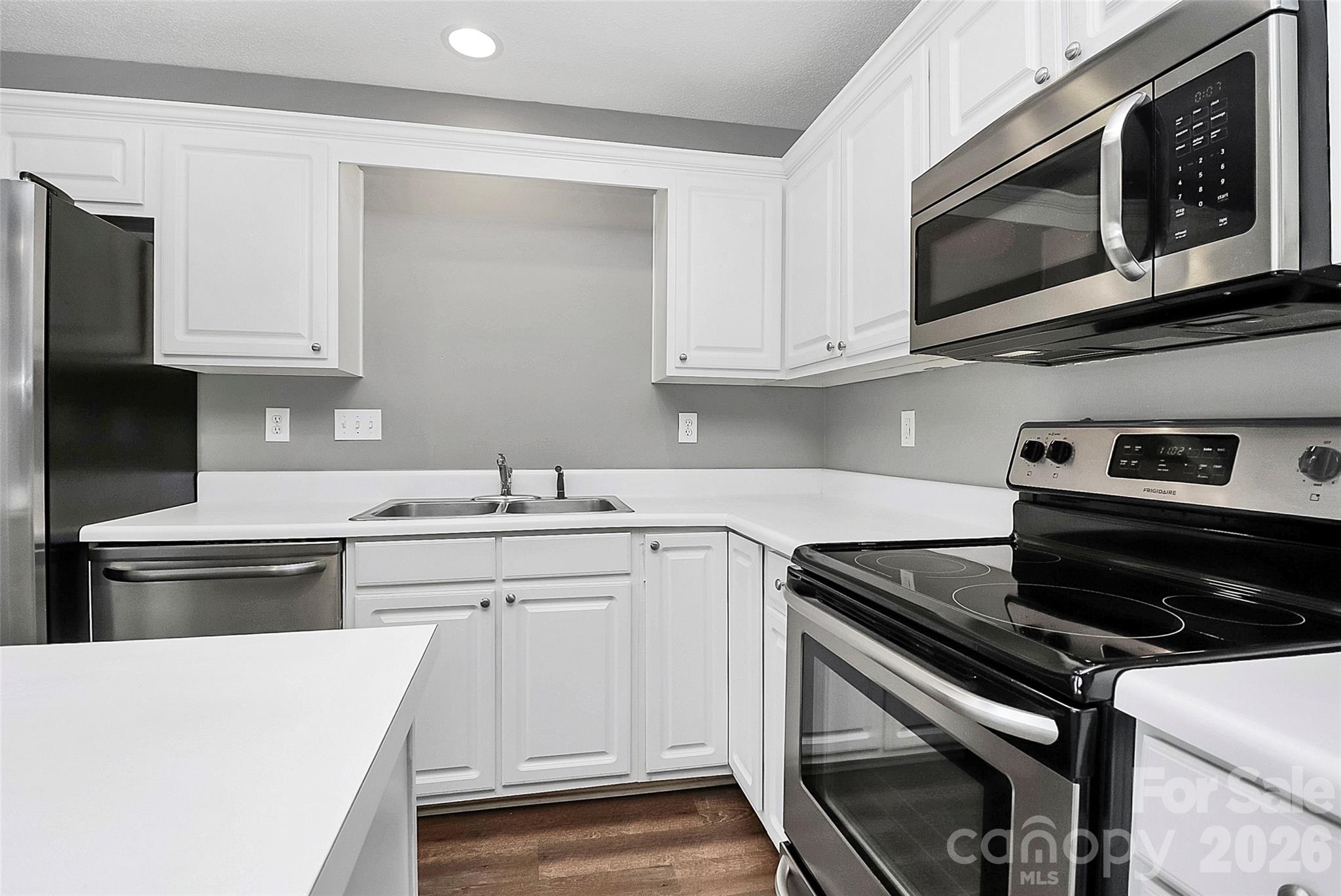 Holly Ridge - Residential