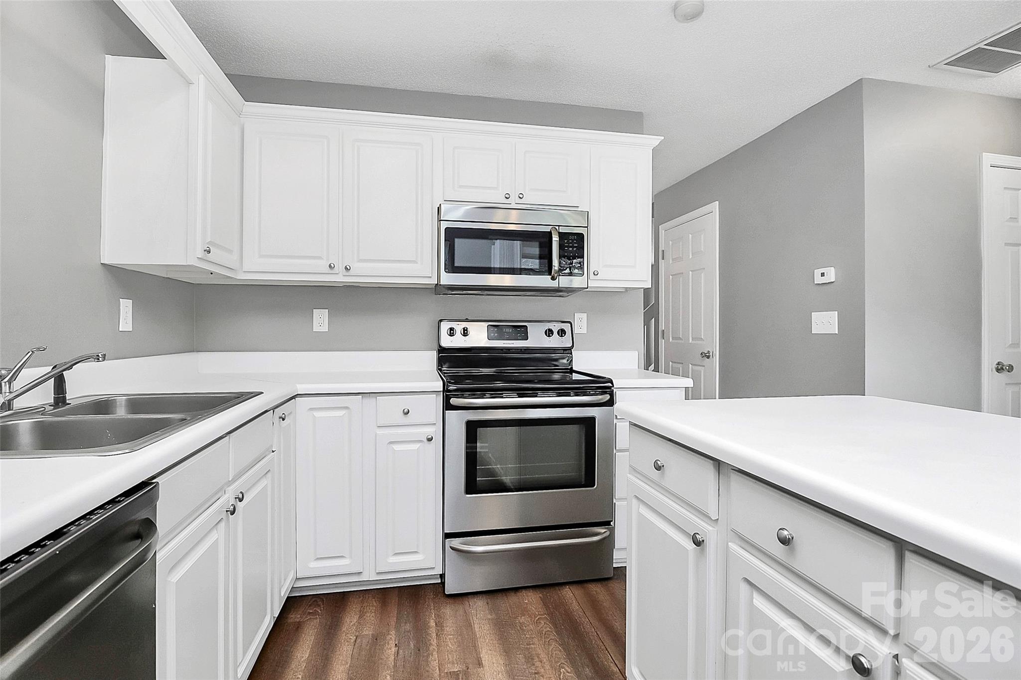 Holly Ridge - Residential