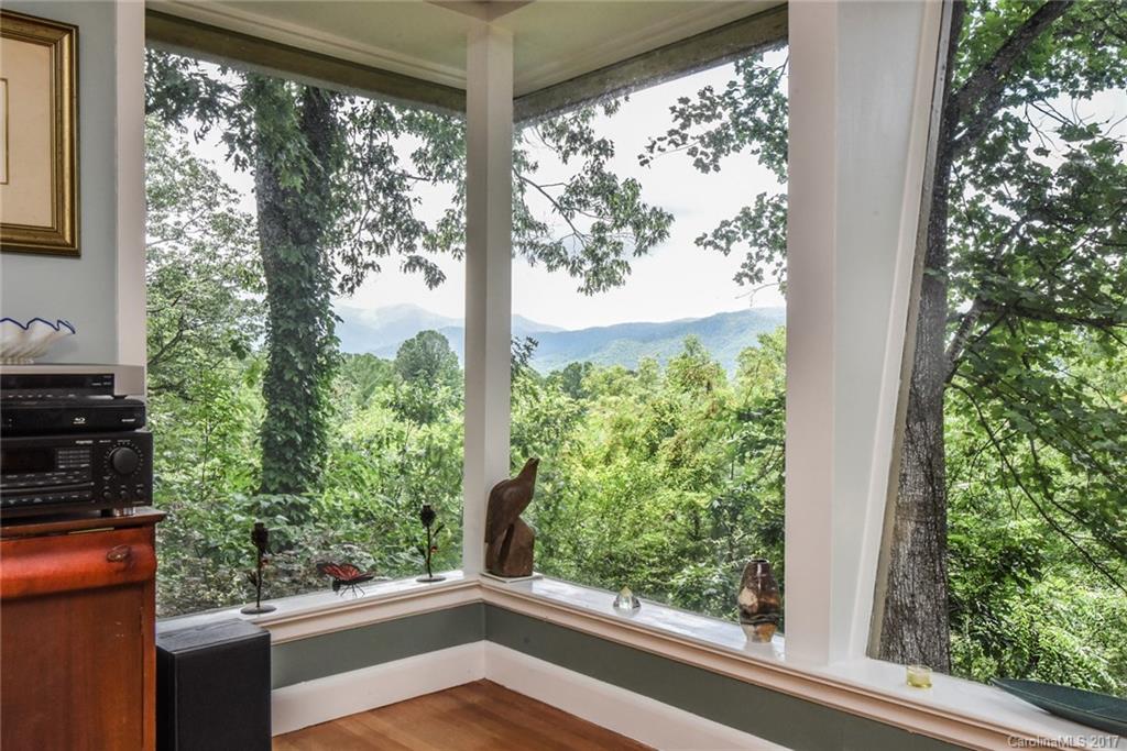 Skyline Village - Residential