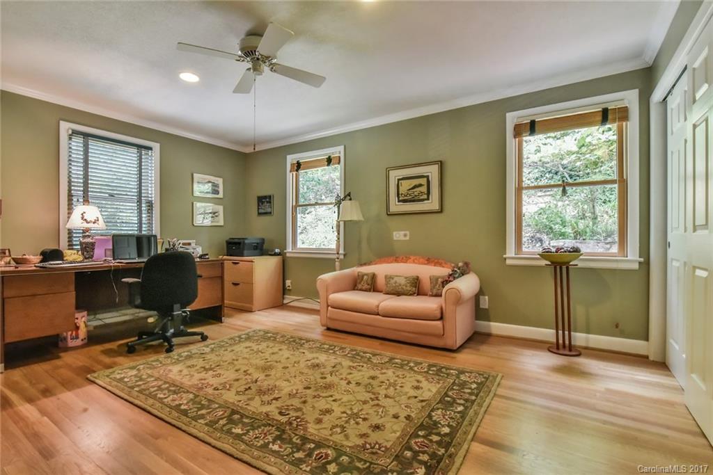 Skyline Village - Residential