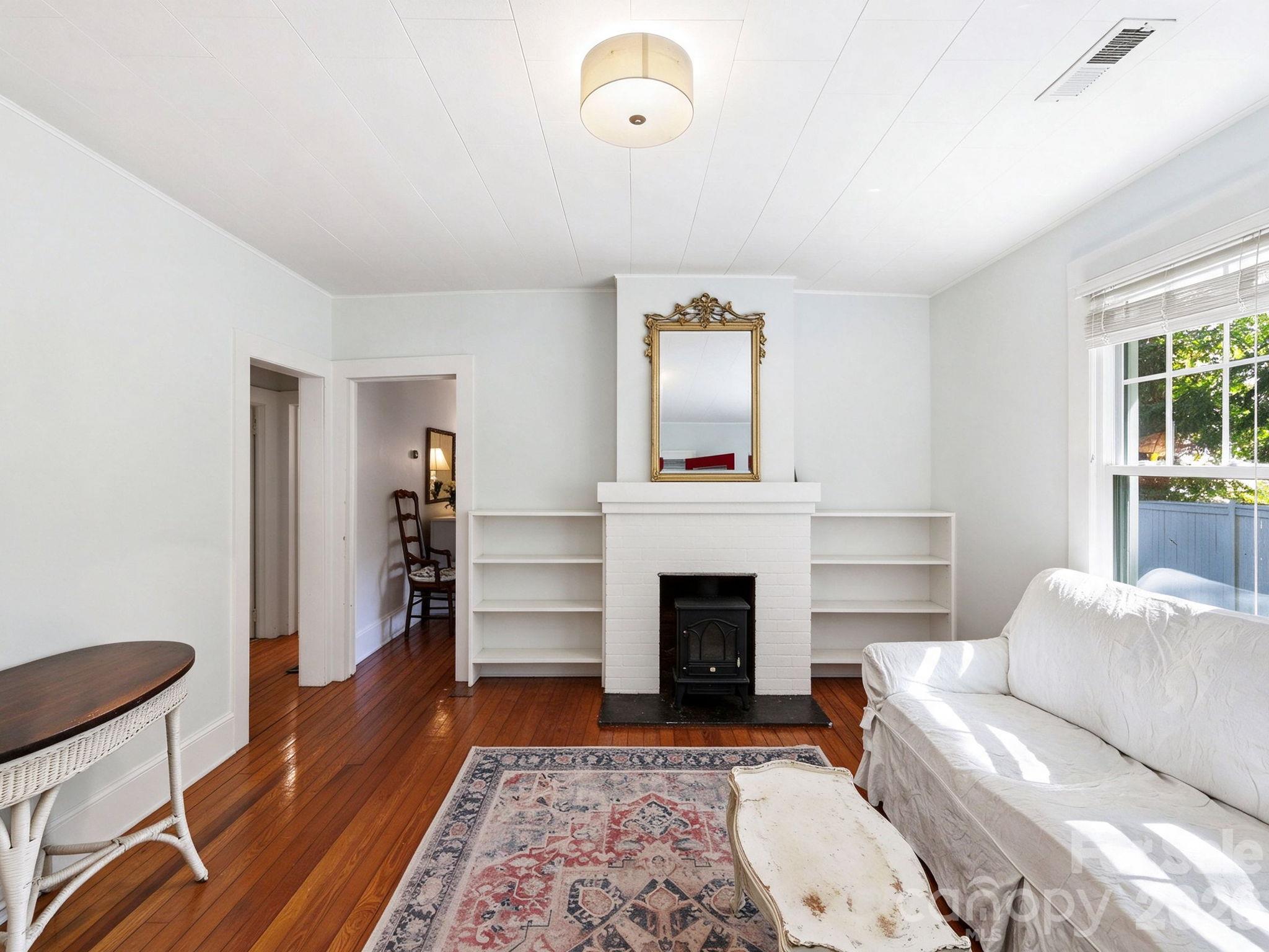 404 Montreat Road