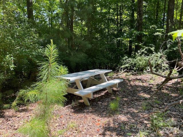 Avery Lake - Residential