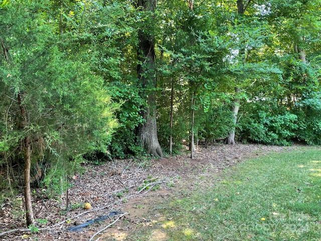 Avery Lake - Residential
