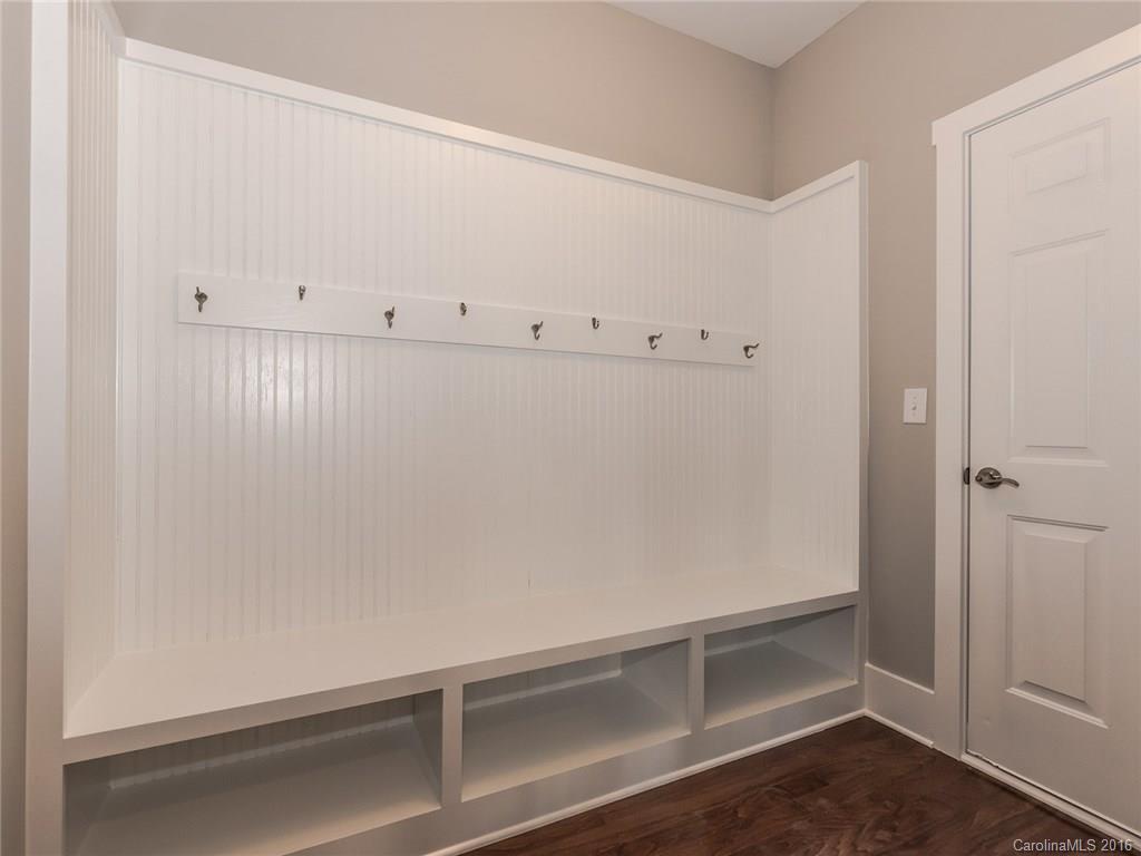 Lake Ridge - Residential