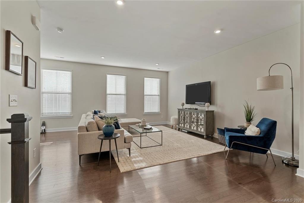 Oakhurst - Residential