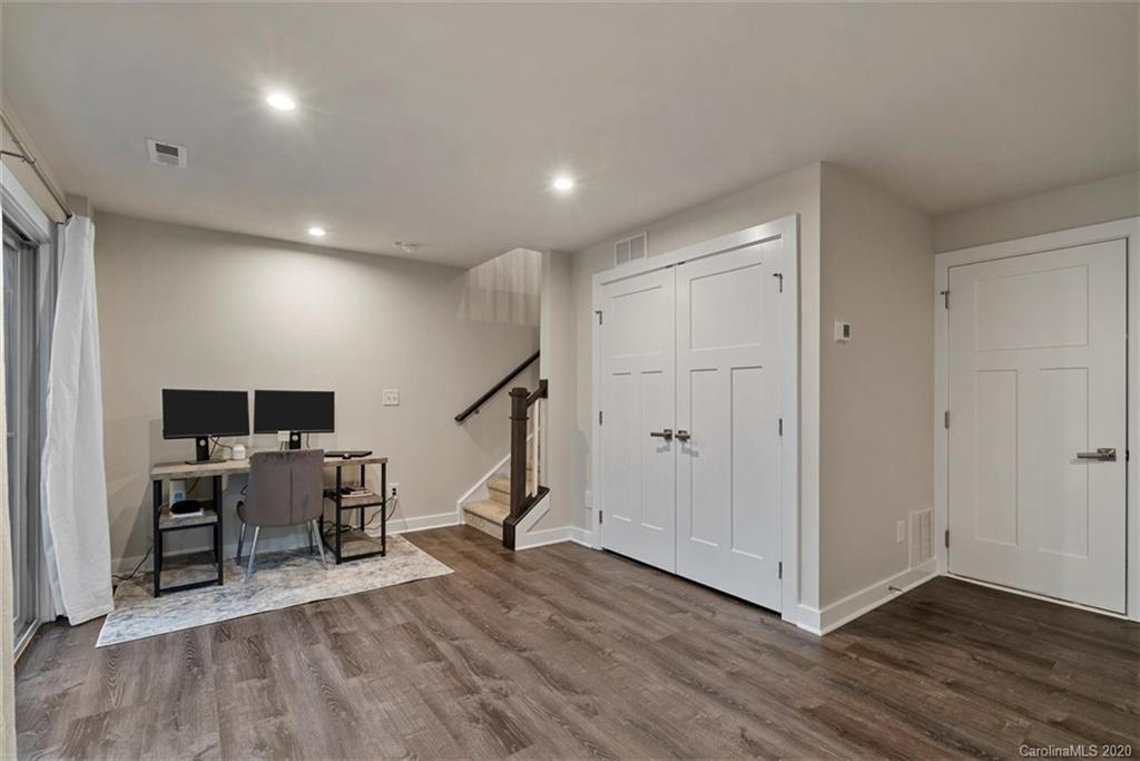 Oakhurst - Residential
