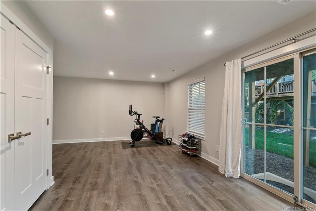 Oakhurst - Residential