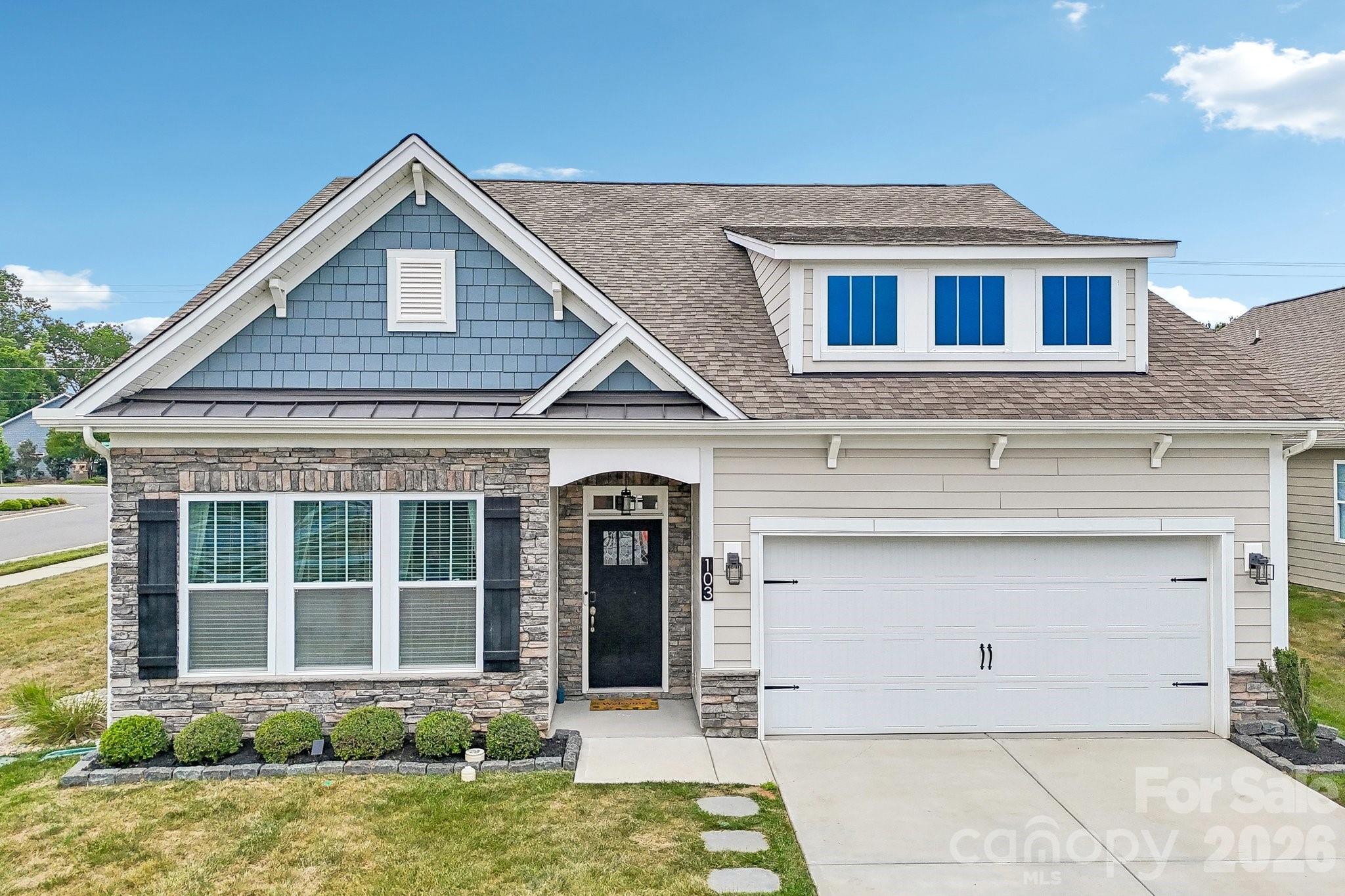 Photo 1 of 32 — 103 Cup Chase Drive, Mooresville, NC 28115