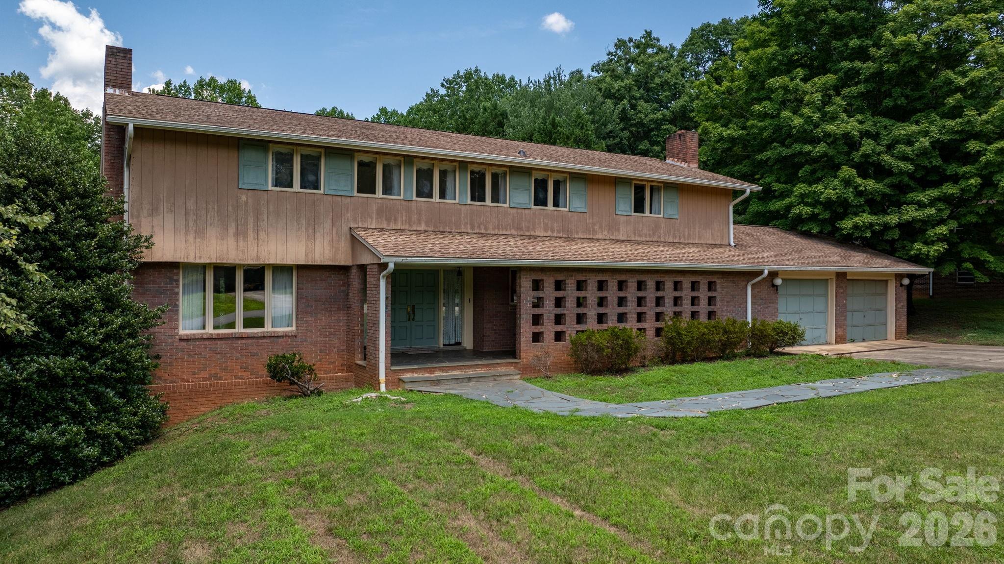 Photo 1 of 48 — 1335 36th Avenue Drive NE 20-27/D, Hickory, NC 28601