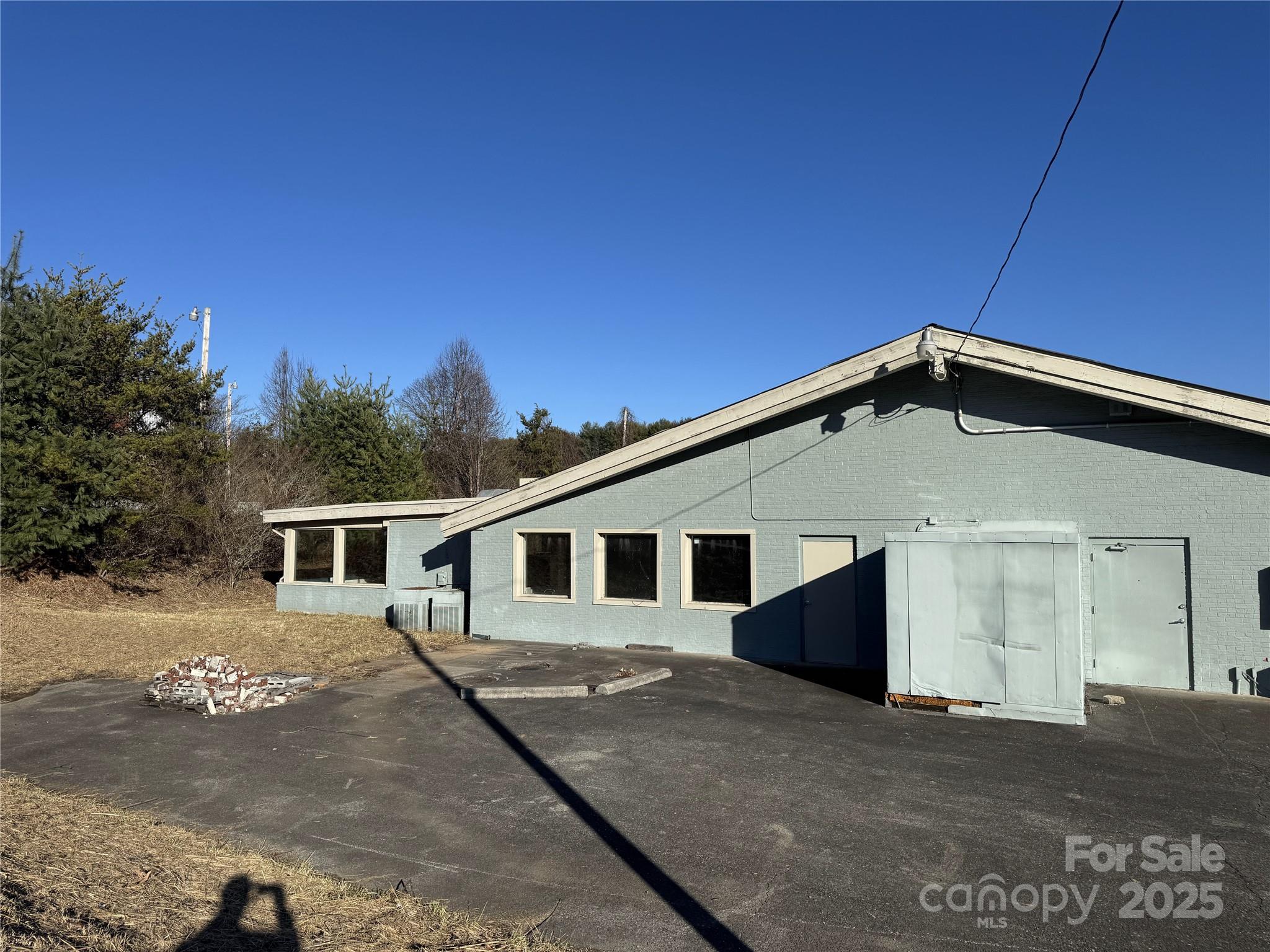 299 & 339 J F Robinson Lane