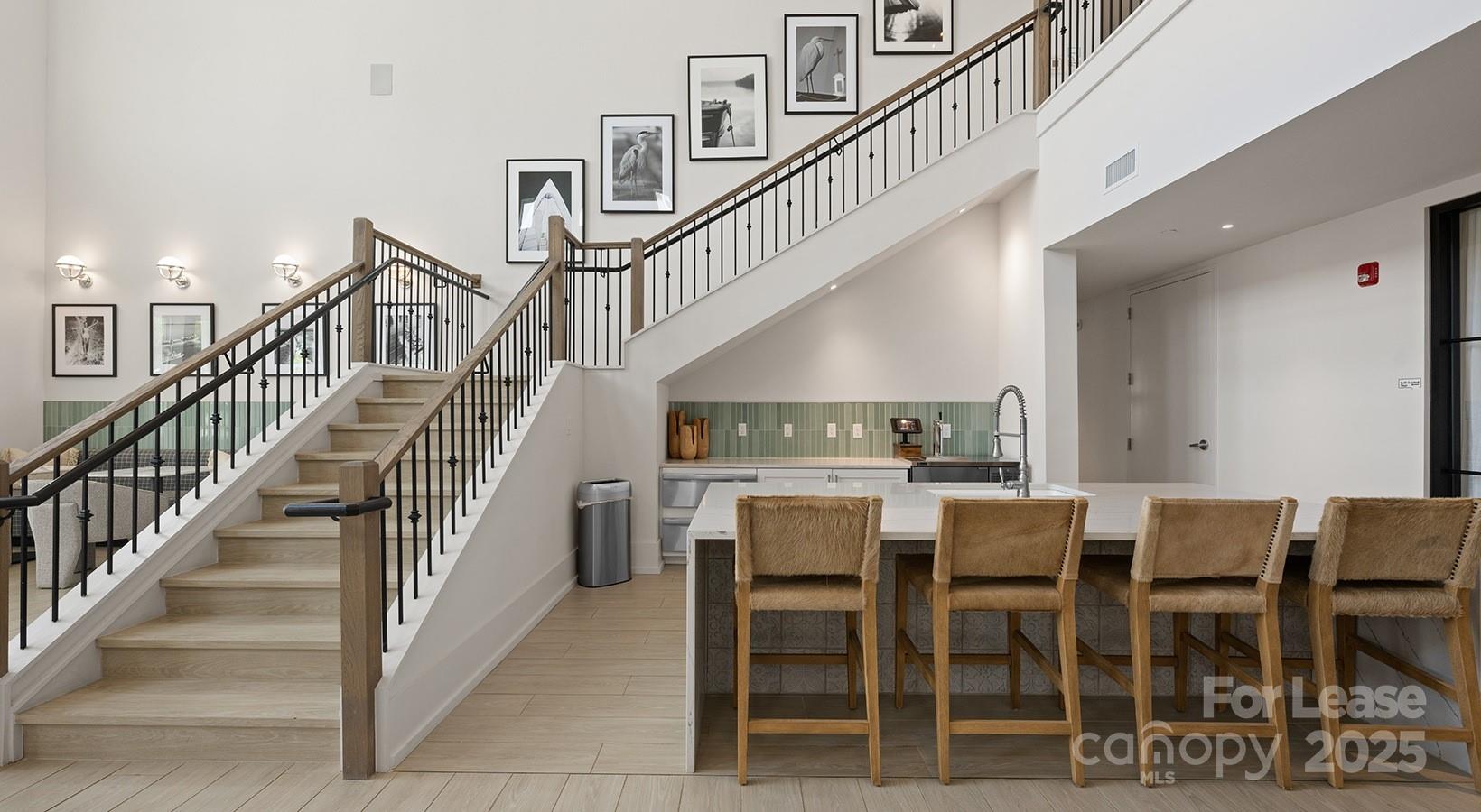 Charlotte, North Carolina 28278, United States, 2 Bedrooms Bedrooms, ,2 BathroomsBathrooms,Residential,Active,168208