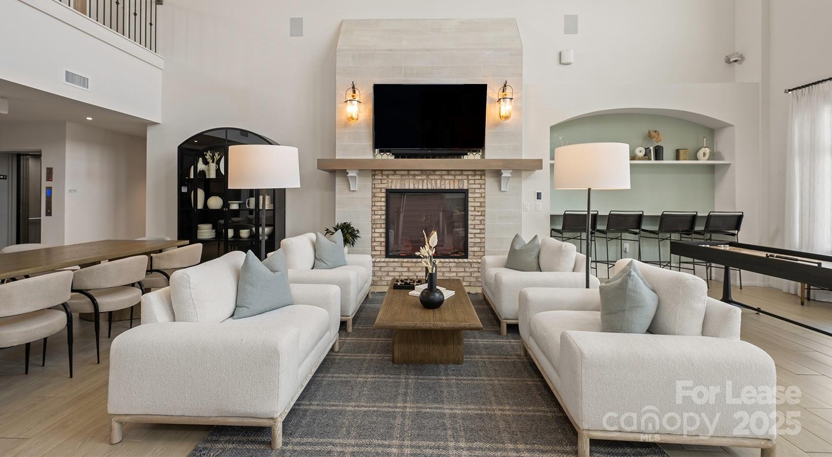 Charlotte, North Carolina 28278, United States, 2 Bedrooms Bedrooms, ,2 BathroomsBathrooms,Residential,Active,168208