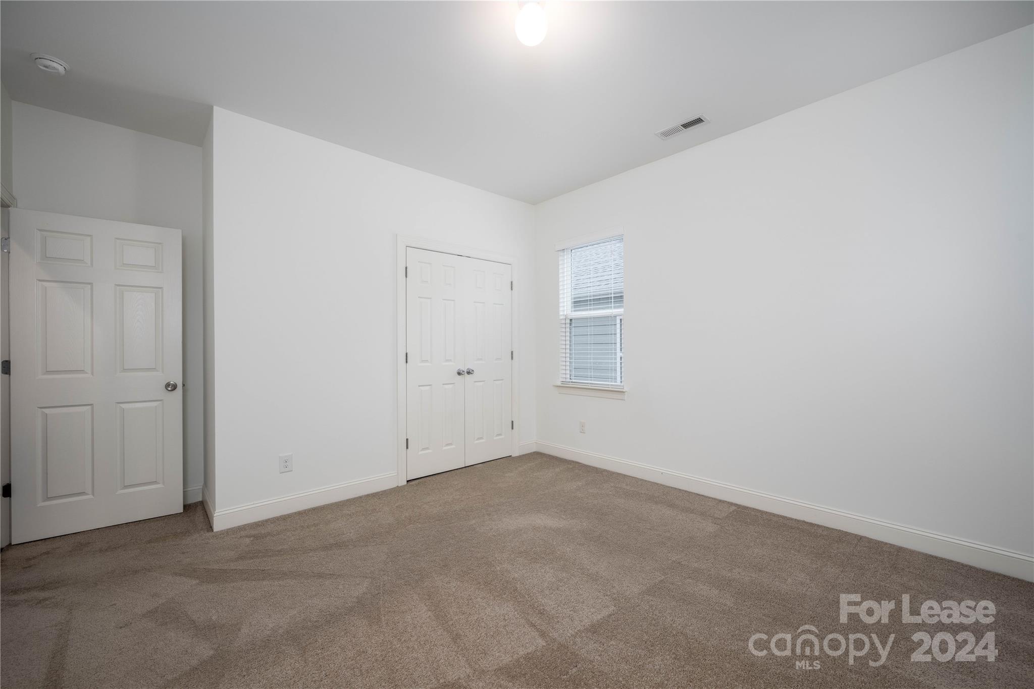 Harrogate at the Lake - Residential Lease