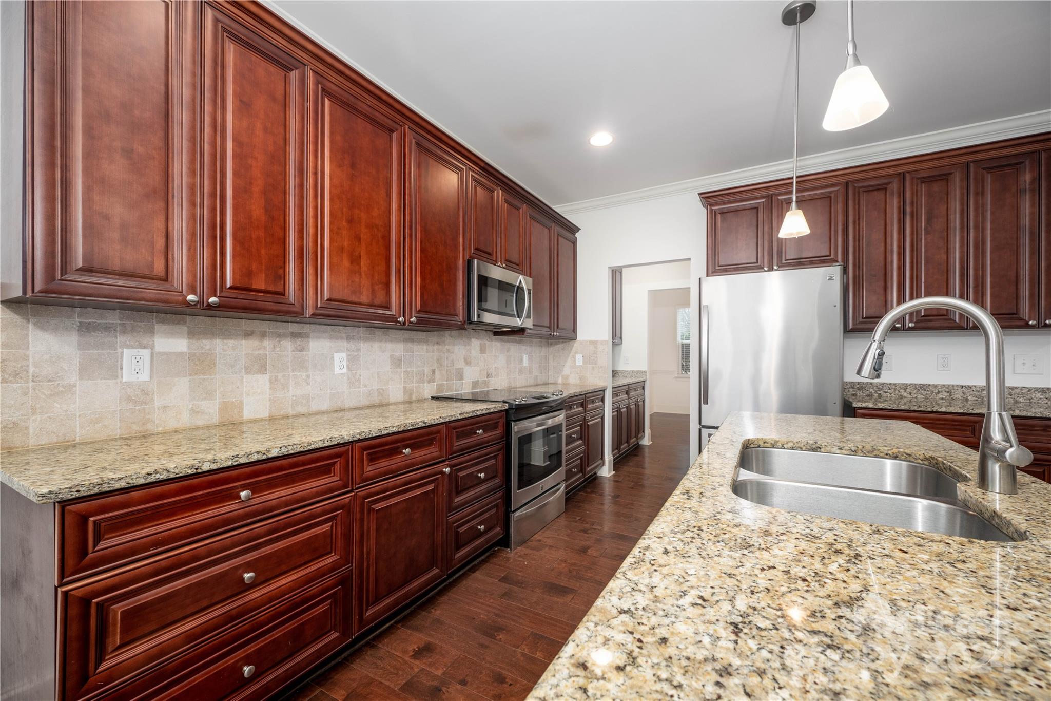 Harrogate at the Lake - Residential Lease