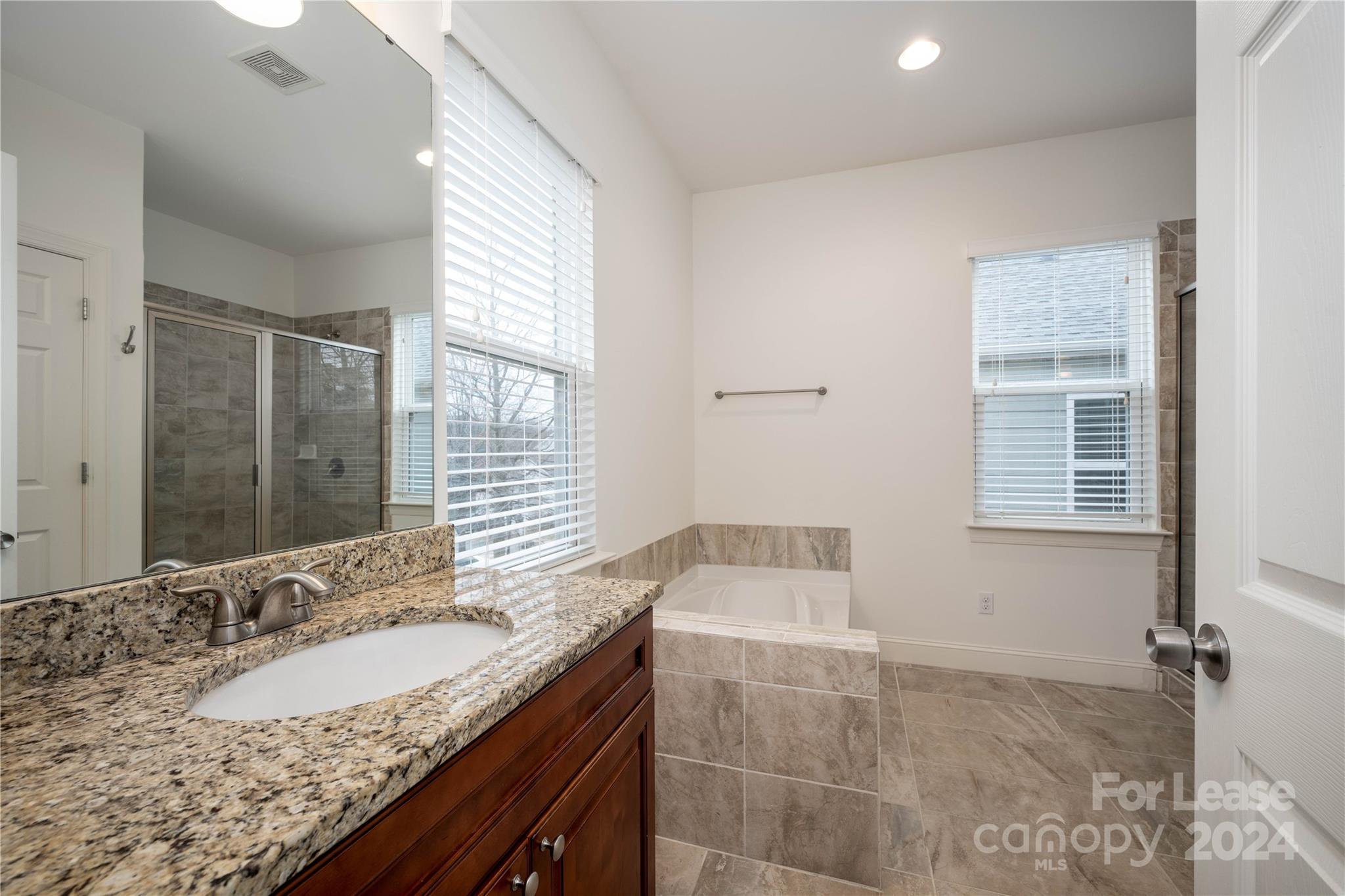 Harrogate at the Lake - Residential Lease