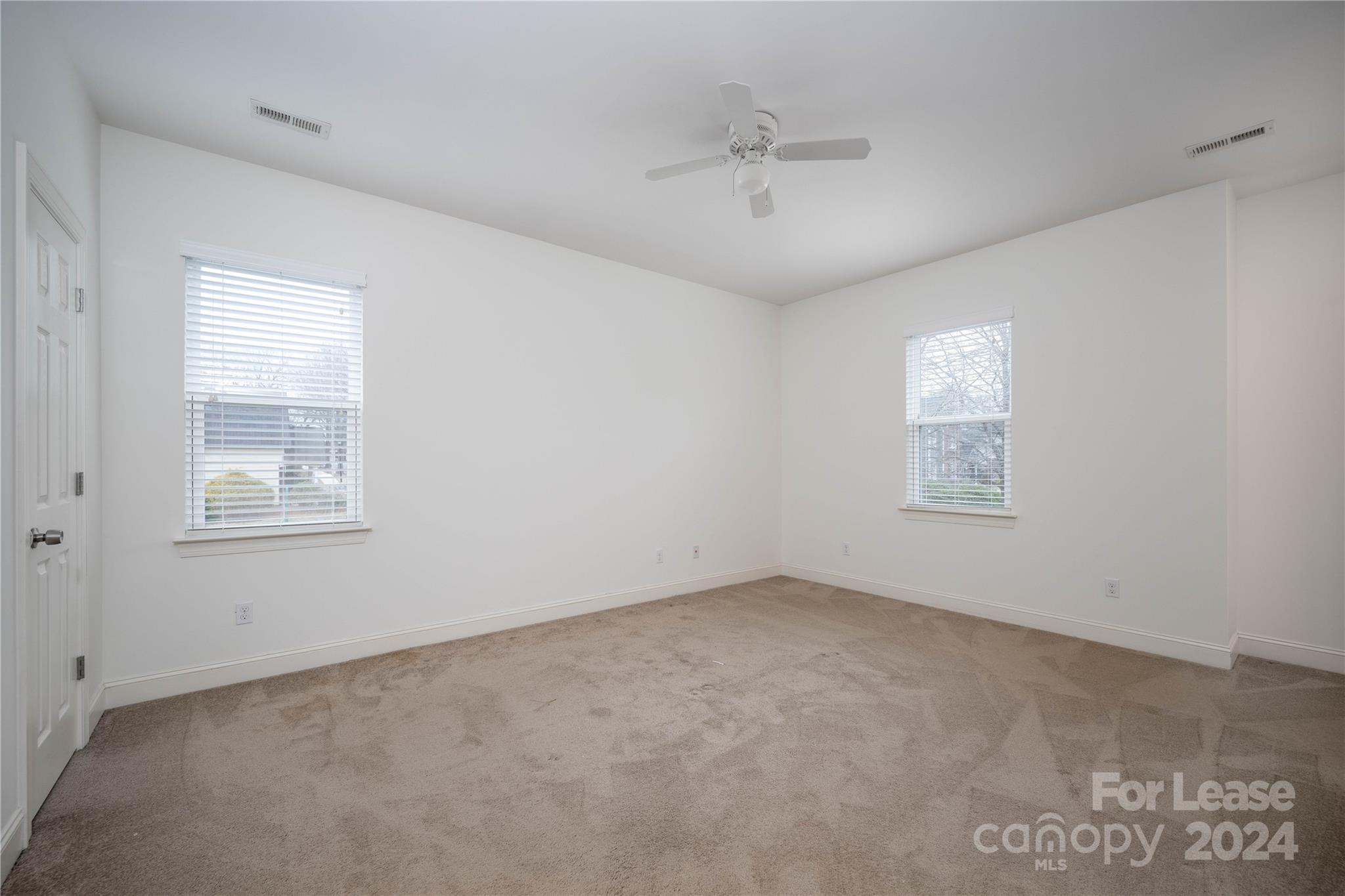 Harrogate at the Lake - Residential Lease