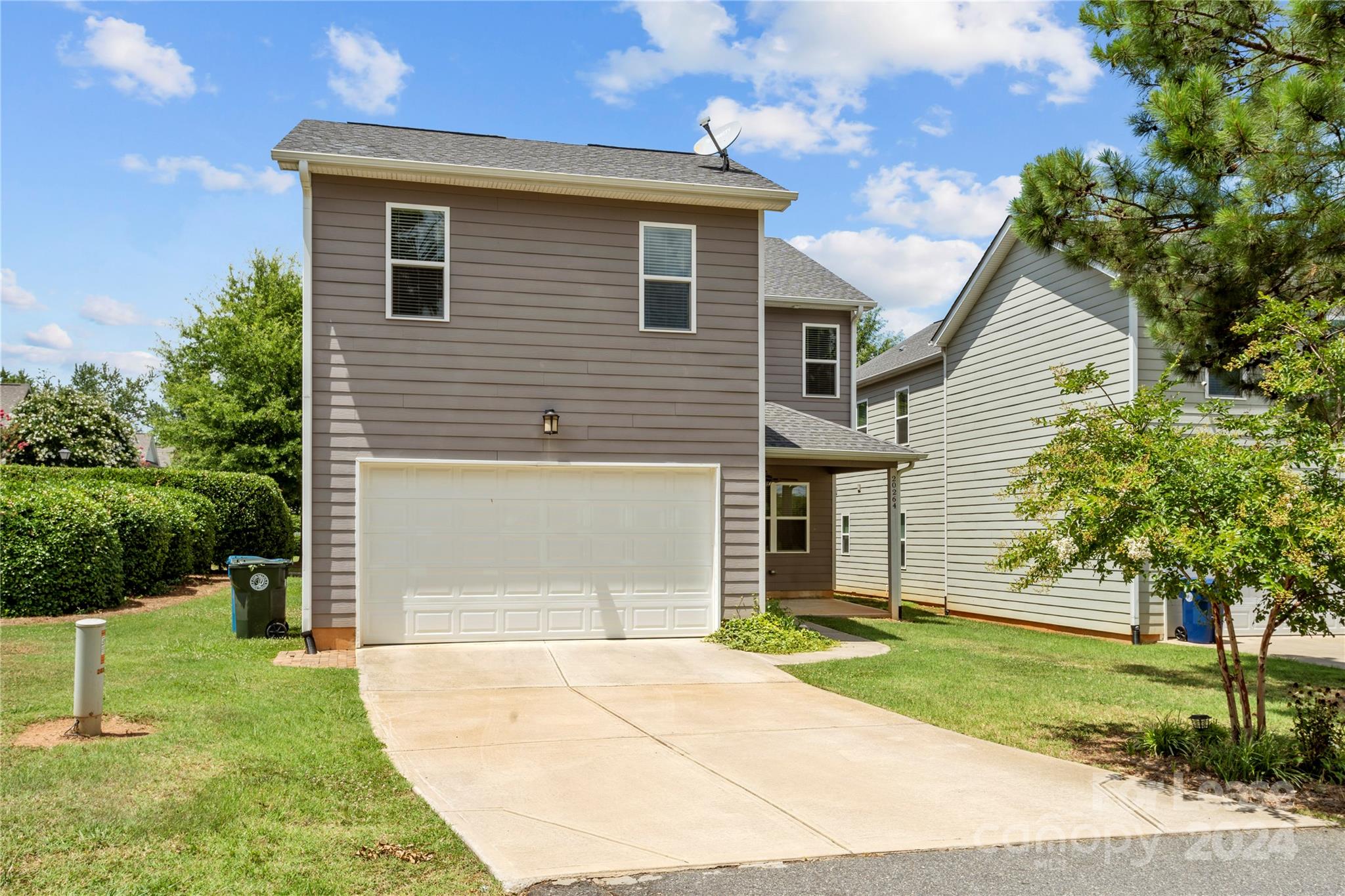 Harrogate at the Lake - Residential Lease