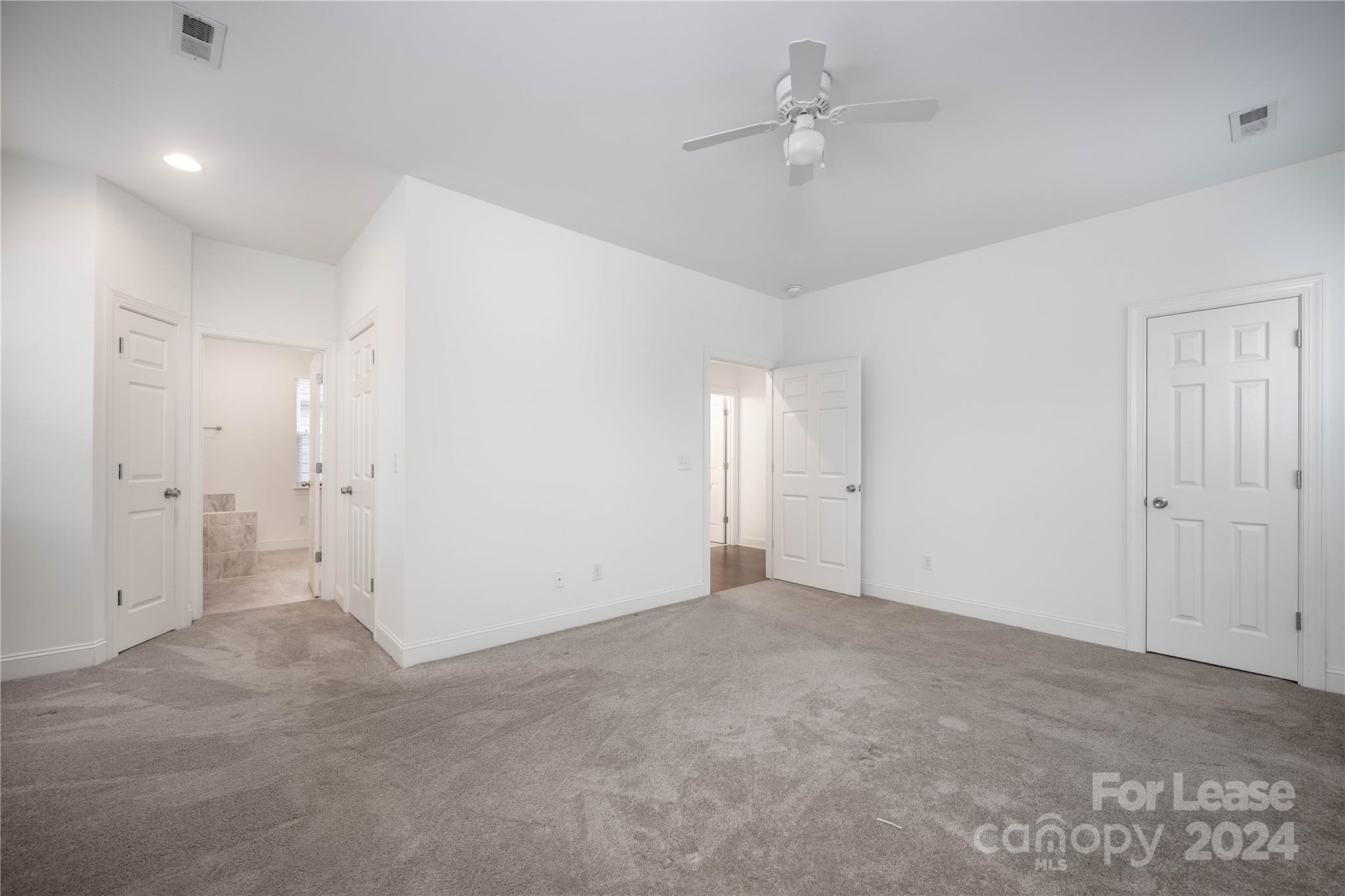 Harrogate at the Lake - Residential Lease