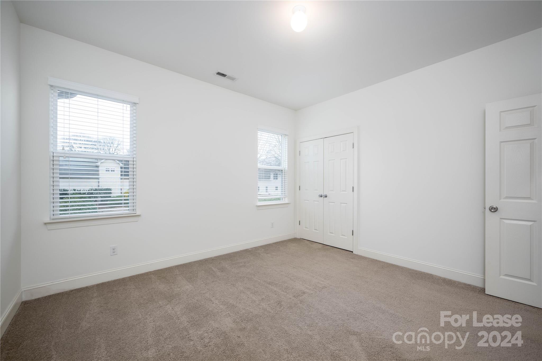 Harrogate at the Lake - Residential Lease