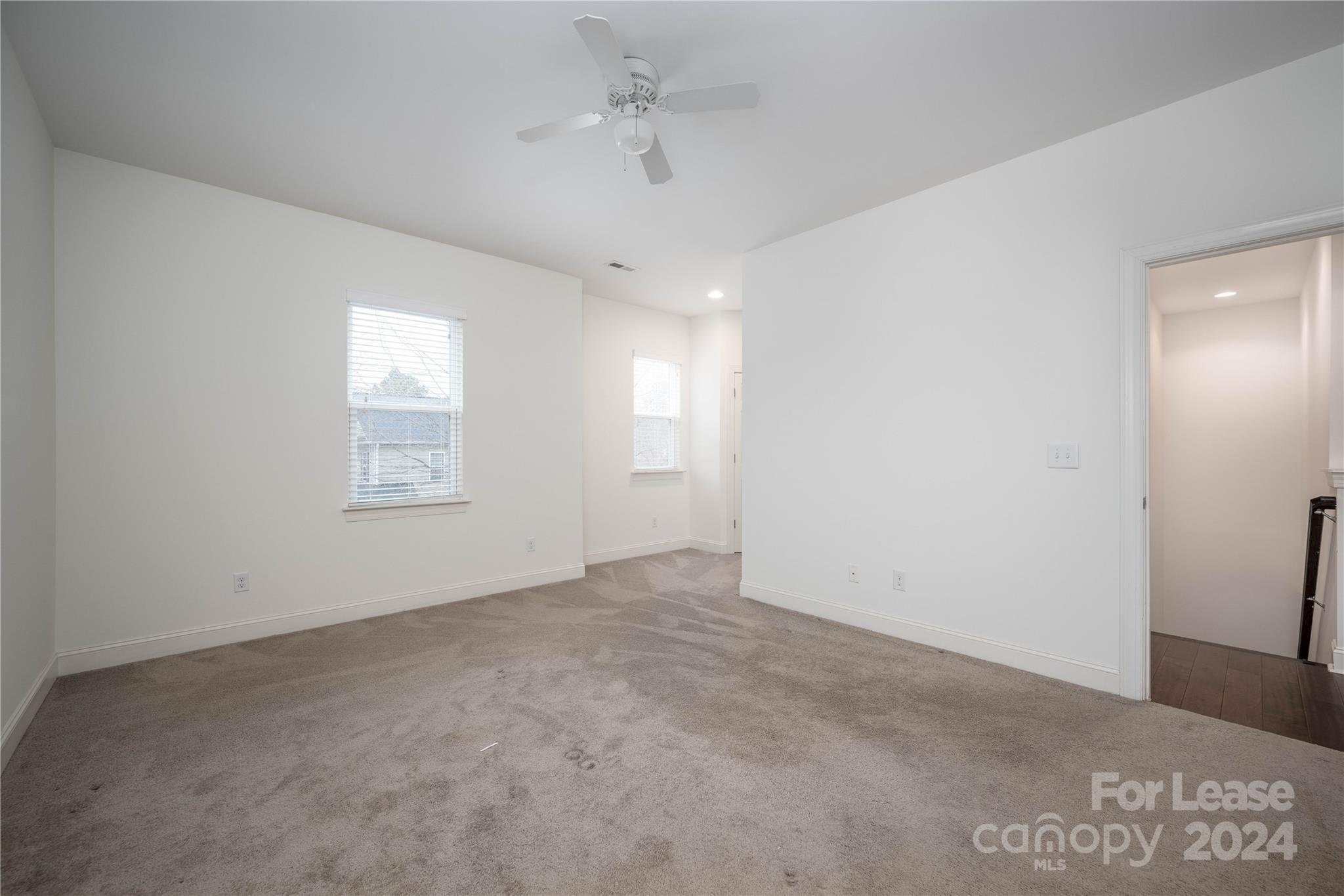 Harrogate at the Lake - Residential Lease