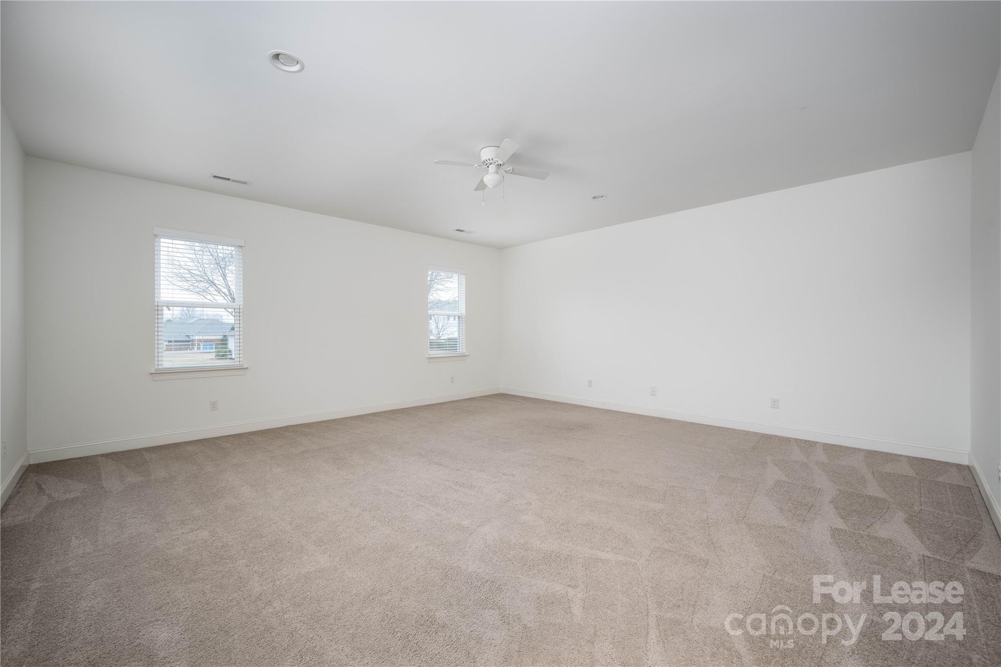 Harrogate at the Lake - Residential Lease