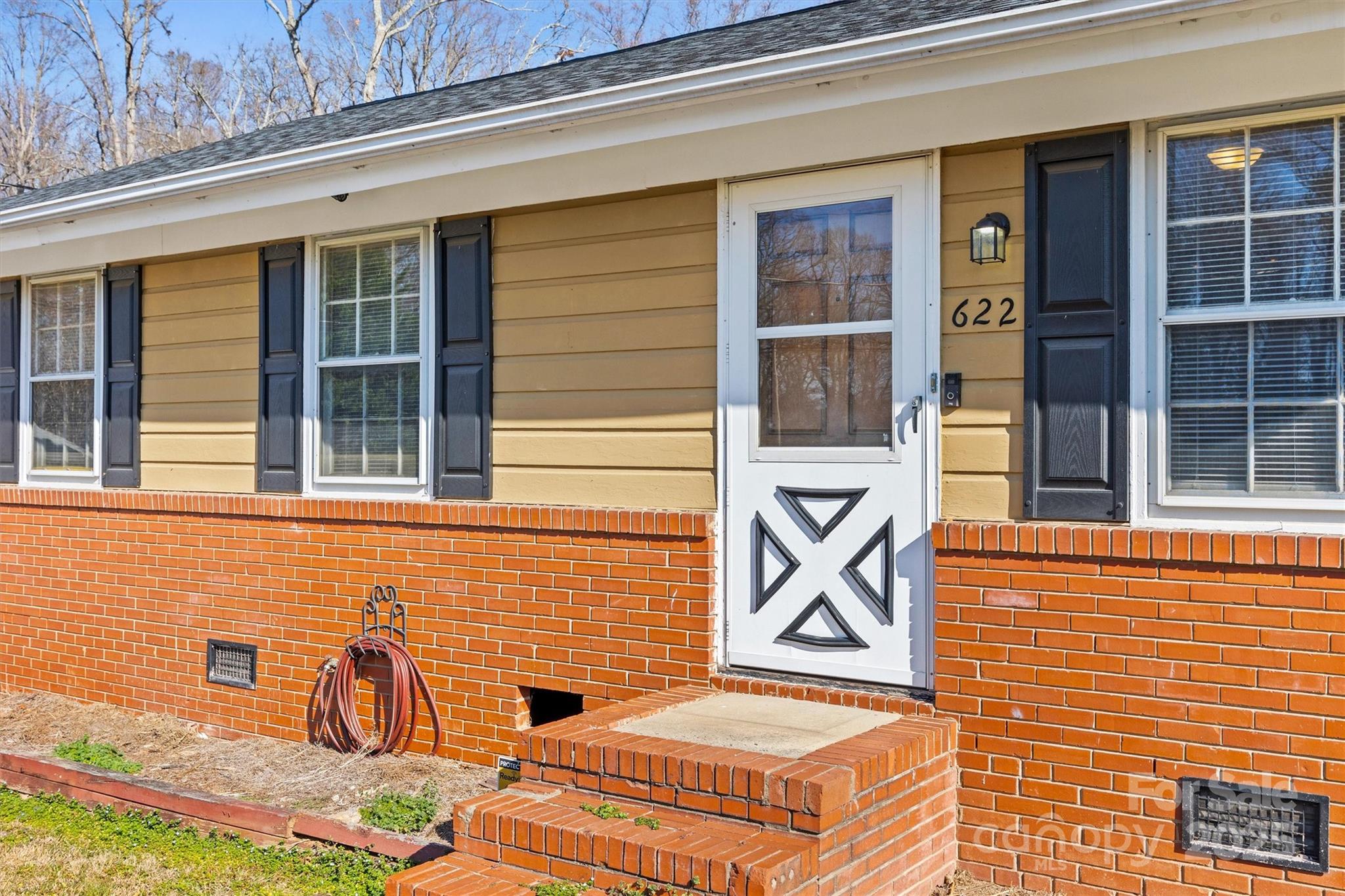 622 Northcrest Drive