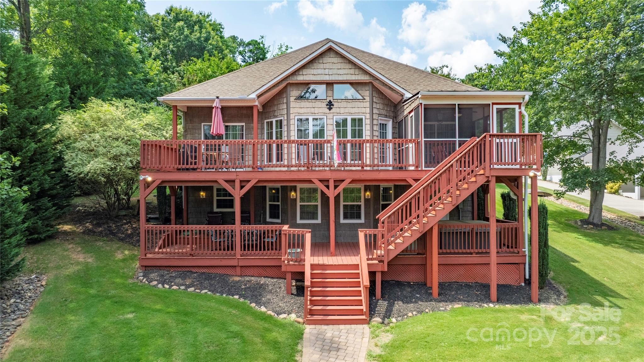 4478 Lake Drive