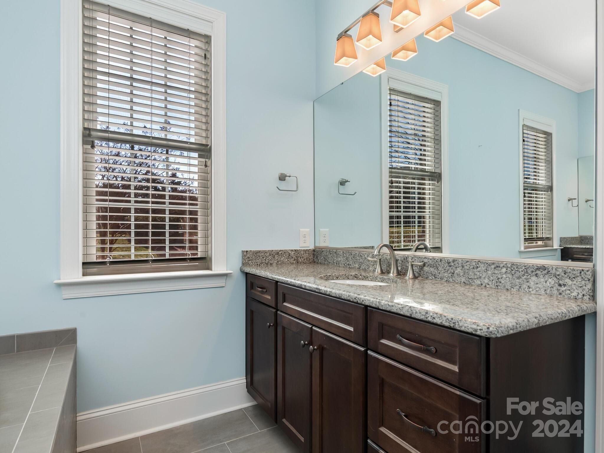 River Lake - Residential