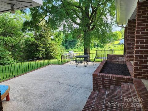 A home in Conover