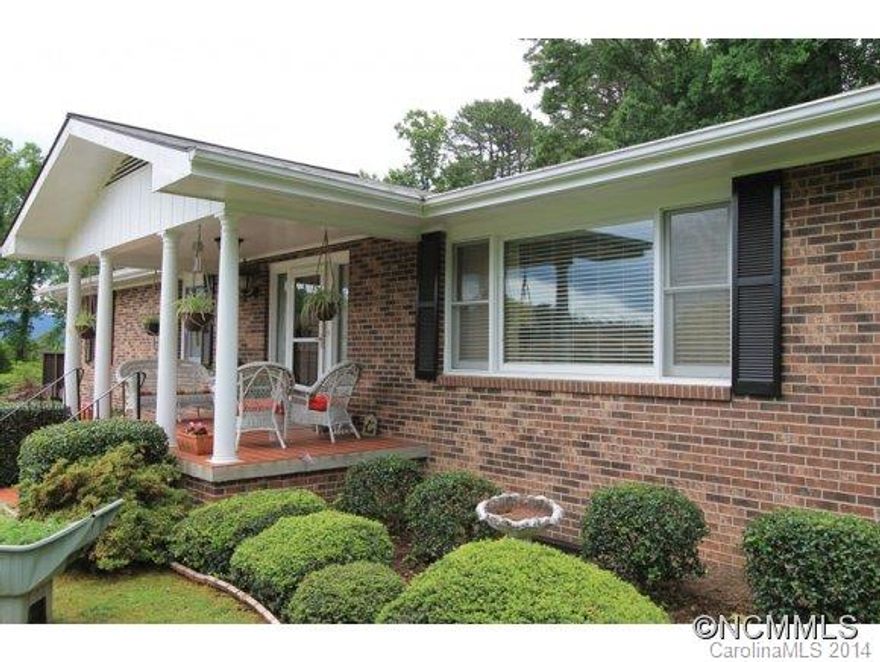 Large brick home with beautifully landscaped yard. Close to hike/bike path, shopping, and Brevard Middle School. Large master suite with office/sitting room. Game room, bonus room, excellent storage and more.