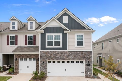 7061 Bentz Street Charlotte NC 28269