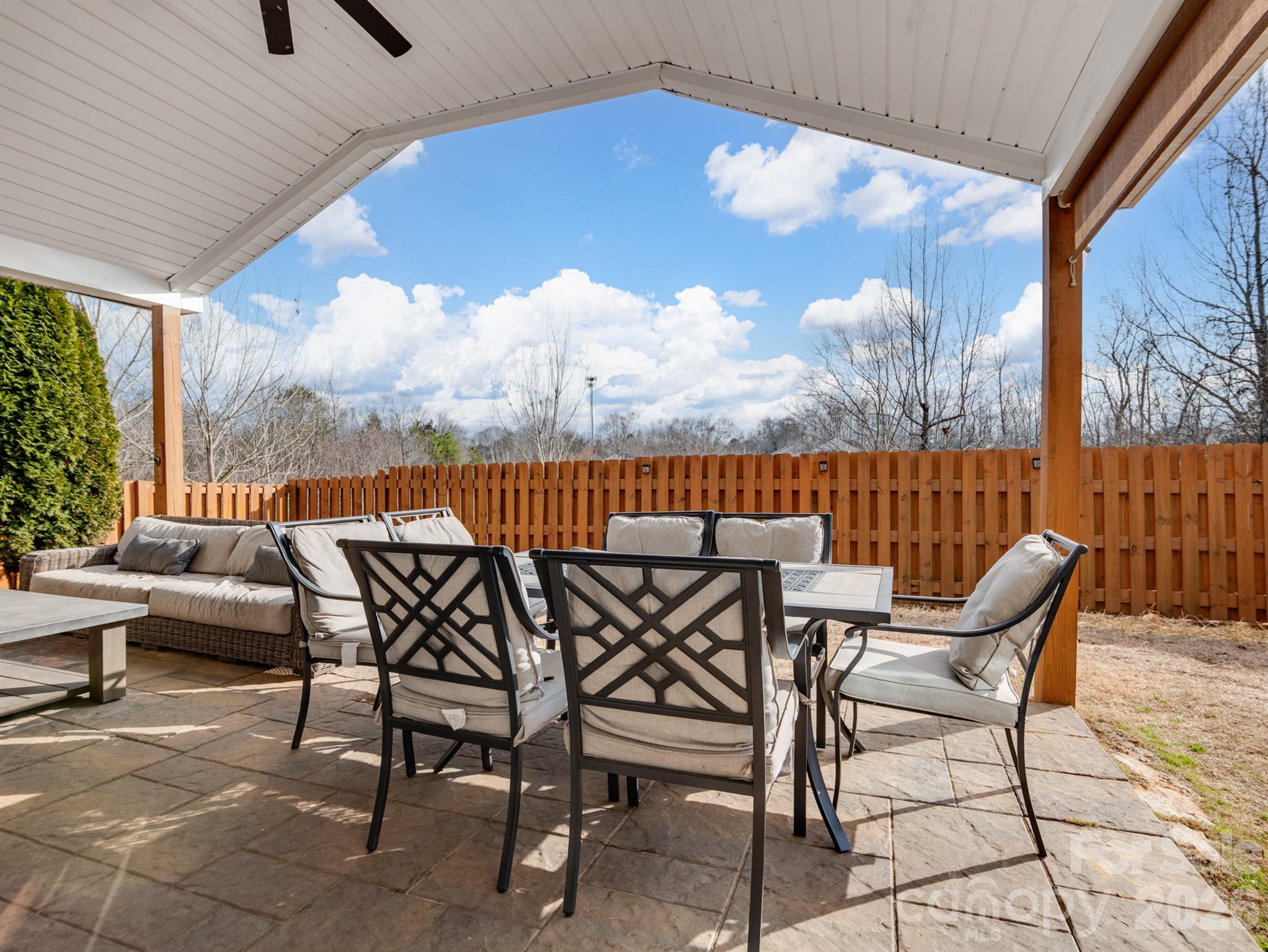 Almond Glen - Residential