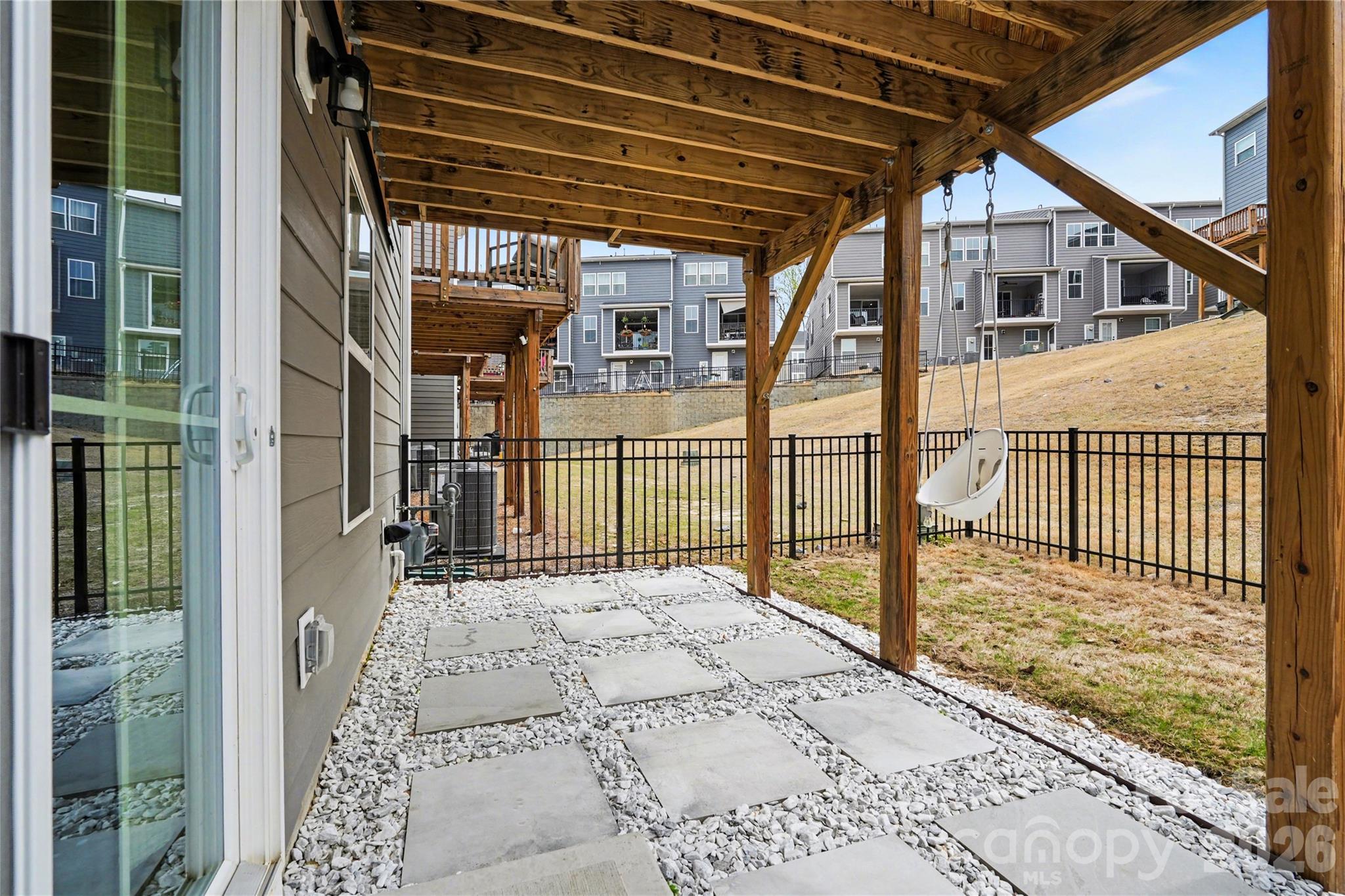 Trinity Townes - Residential