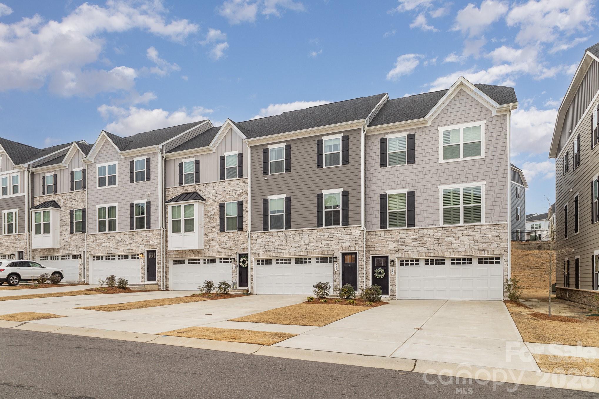 Trinity Townes - Residential