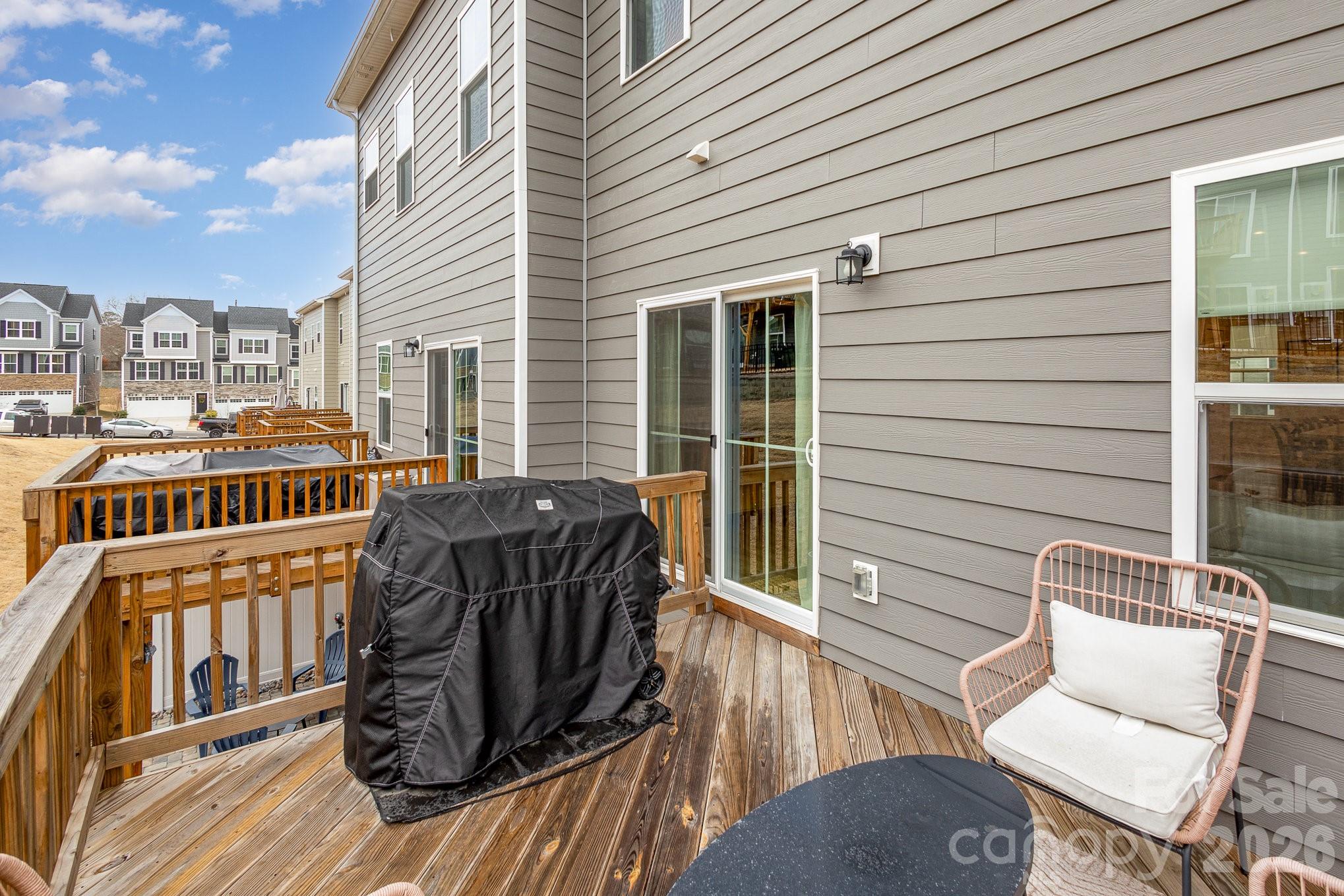 Trinity Townes - Residential