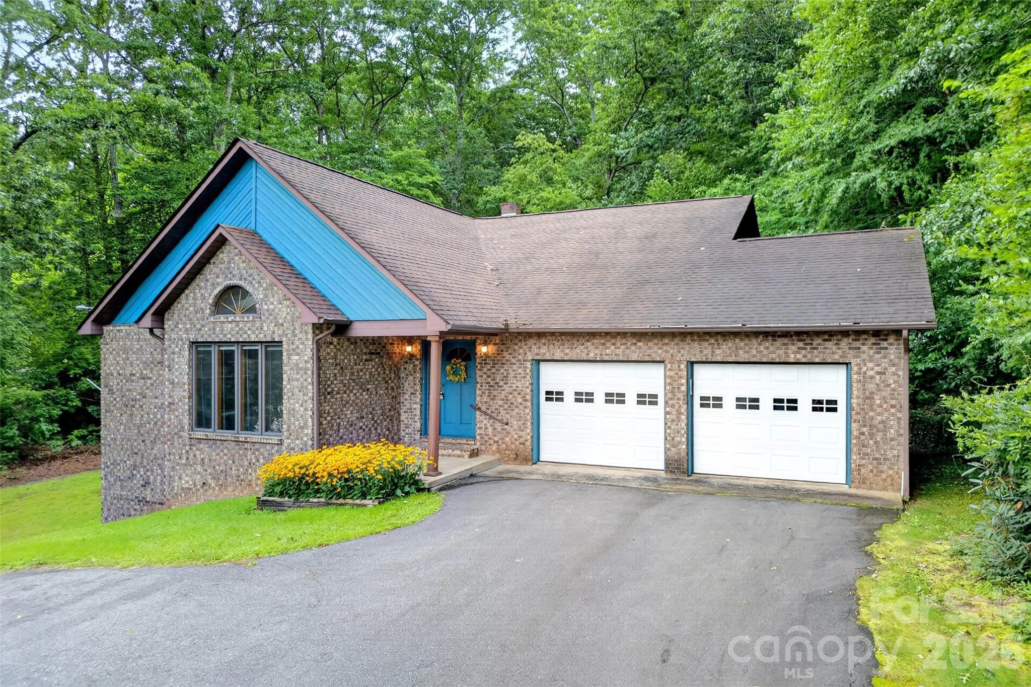 108 Shenandoah Drive, Burnsville, NC, 28714